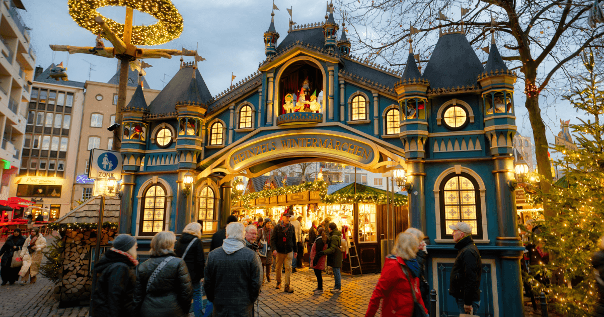 Expat's guide to holiday markets: Best Christmas markets in EU capitals and hidden local gems | Profee Blog