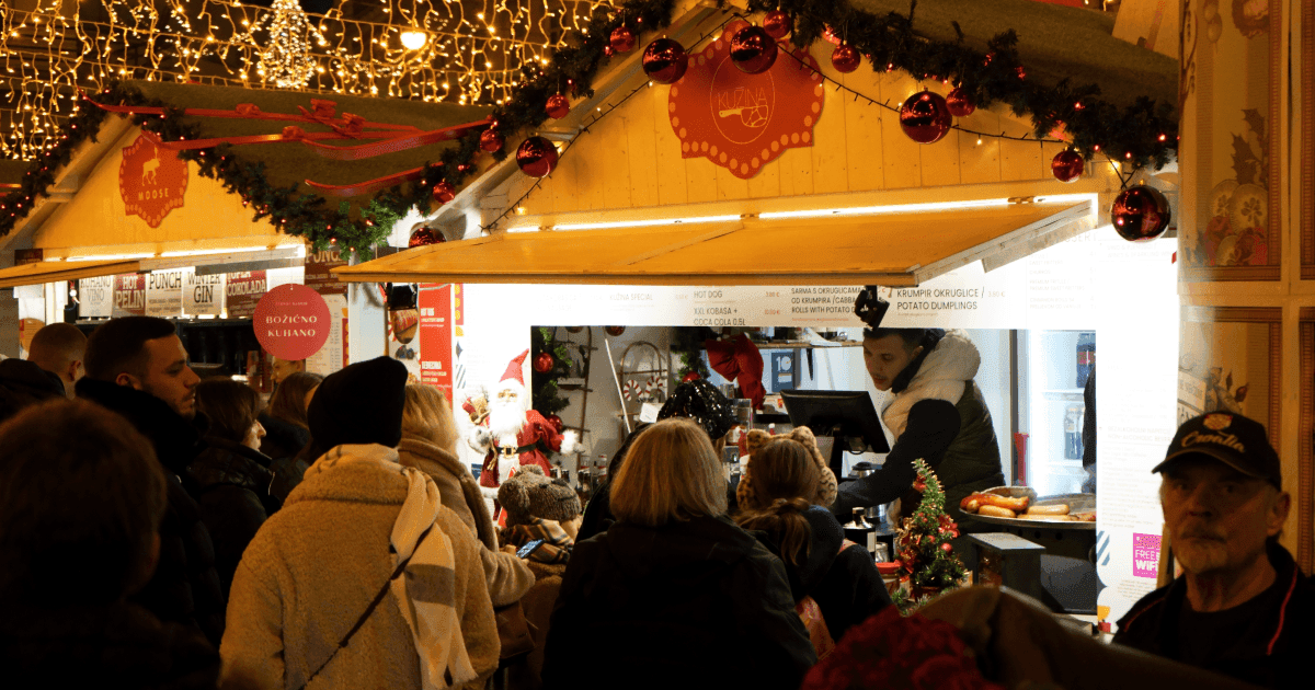 Expat's guide to holiday markets: Best Christmas markets in EU capitals and hidden local gems | Profee Blog