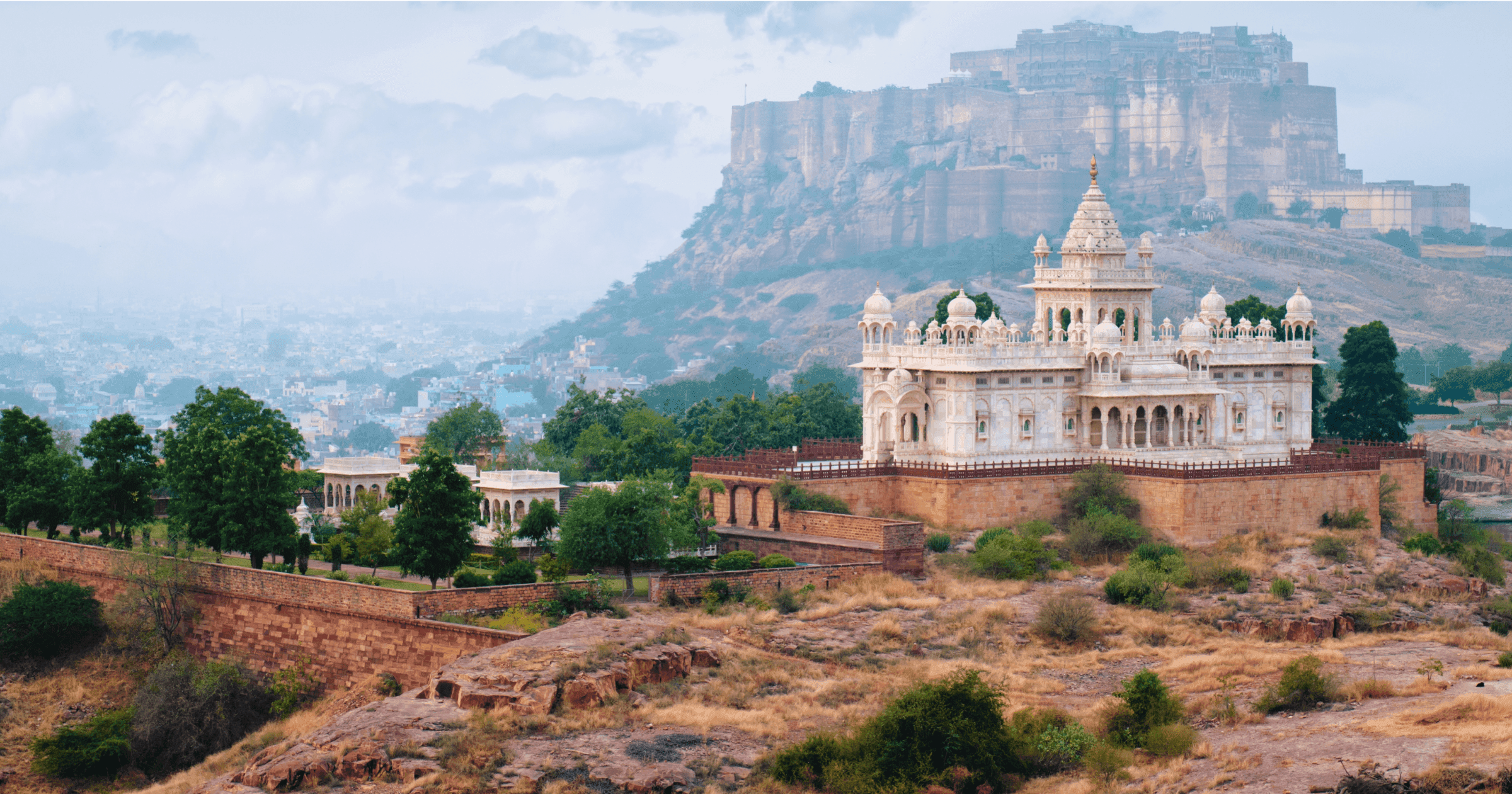 Top 10 must-visit landmarks worldwide